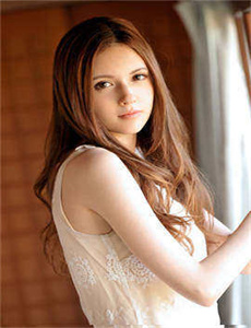 《织田真子》