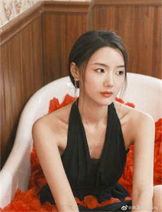 《男生J桶进女人P又色又爽又黄》