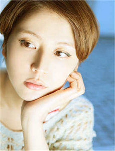 《川奈舞》