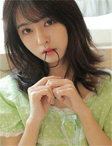 《嫩模李丽莎1分37秒》
